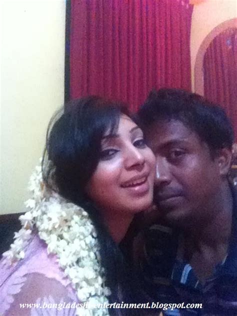 Bangladeshi Actress Model Prova SexTape .